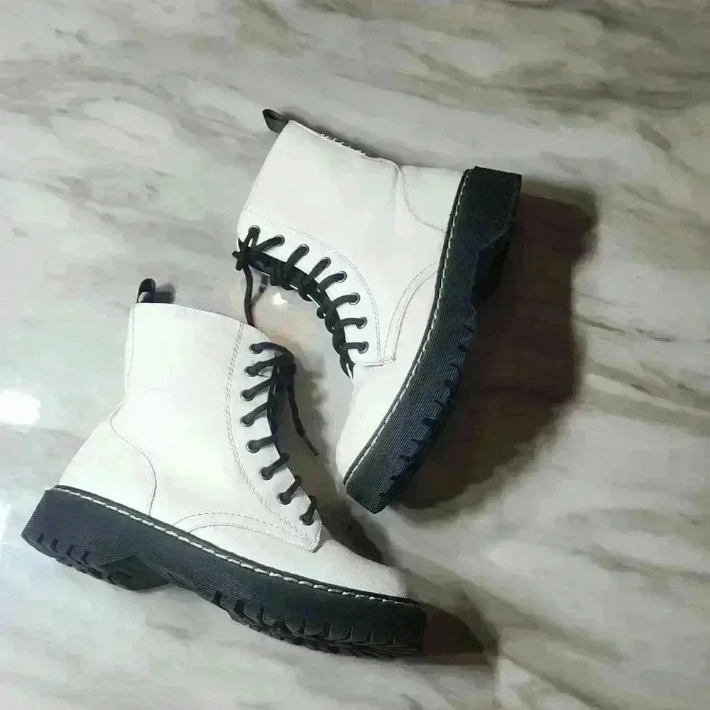 Sincerely Jewels size 7.5 white and black with zipoer - Picture 1 of 7